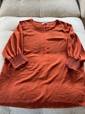 Women’s Rust Orange Puff Sleeve Blouse